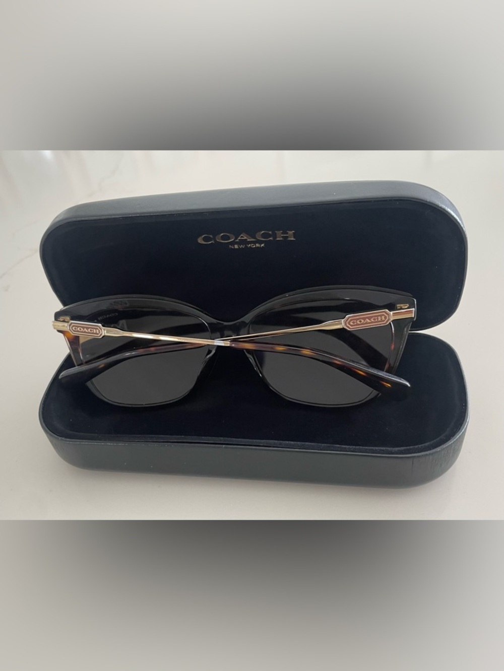 Coach HC8305 512083 Havana UV Polarized Sunglasses in Dark Tortoise with Case - Picture 4 of 14